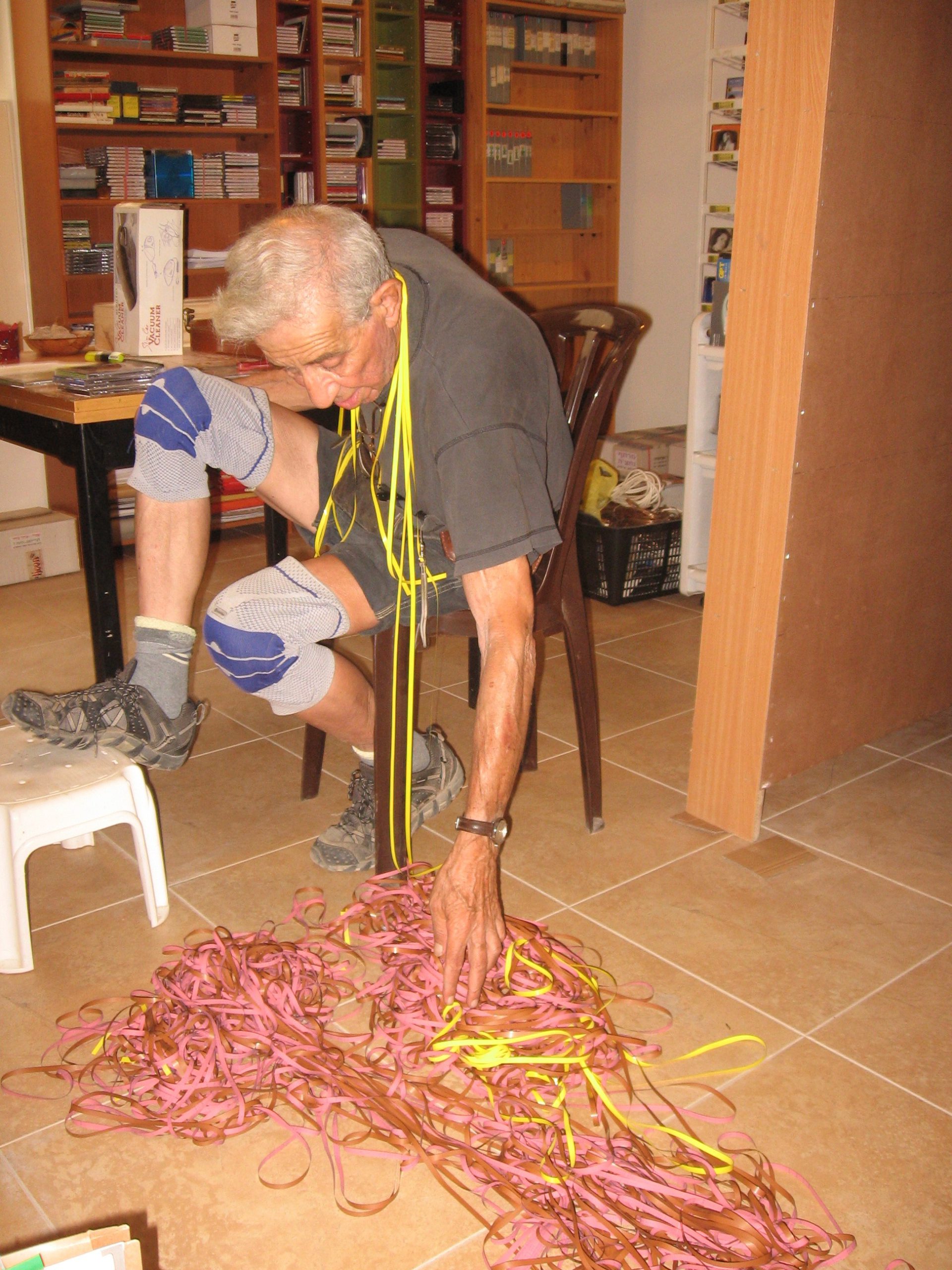 נחצ'ה בבית, בחצר ובעבודה (על שימור הזמר)