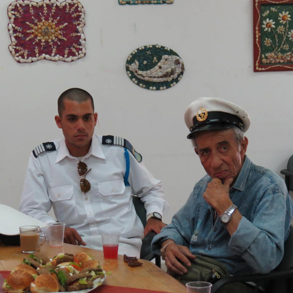 ביקור וחנוכת כיכר עש נחצ'ה במבואות ים 2013